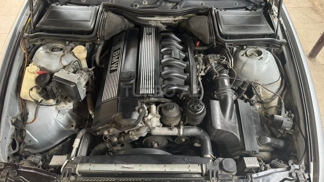 BMW 528 1998, 320,000 km - 2.8 l - Bakı