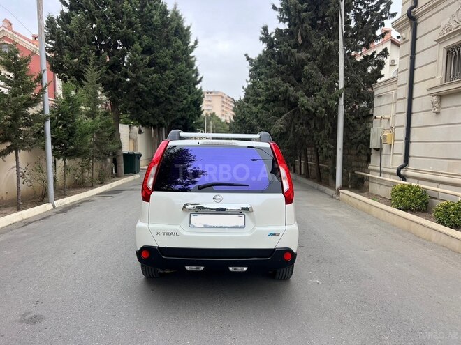 Nissan X-Trail 2011, 203,195 km - 2.5 л - Bakı