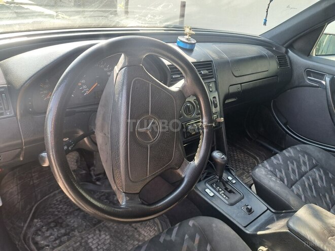 Mercedes C 200 1998, 638,871 km - 2.0 l - Qazax