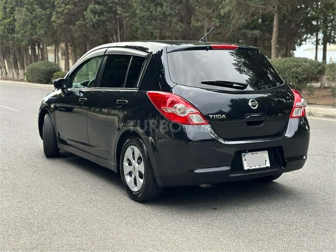 Nissan Tiida 2011, 198,000 km - 1.5 л - Bakı