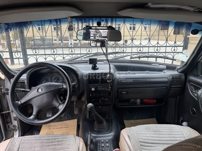 GAZ 31105 2005, 250,000 km - 2.3 l - Bakı