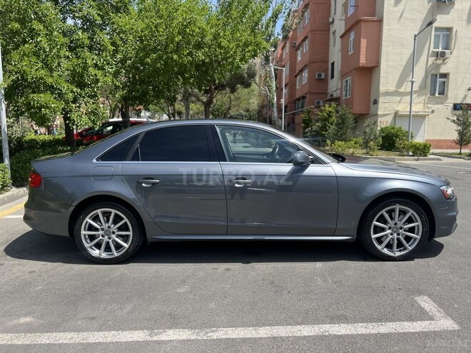 Audi A4 2013, 123,000 km - 2.0 l - Bakı