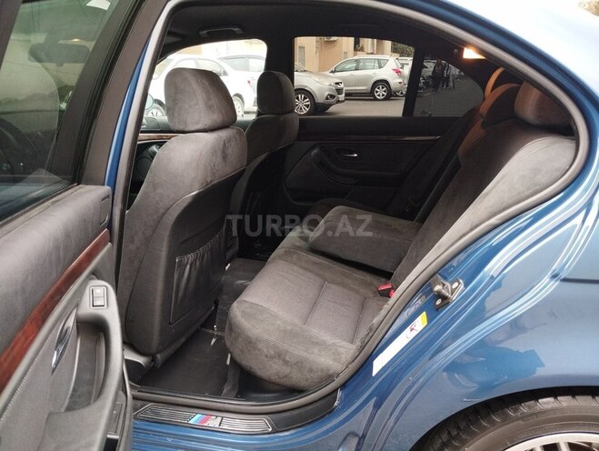 BMW 525 2002, 129,000 km - 2.5 l - Bakı