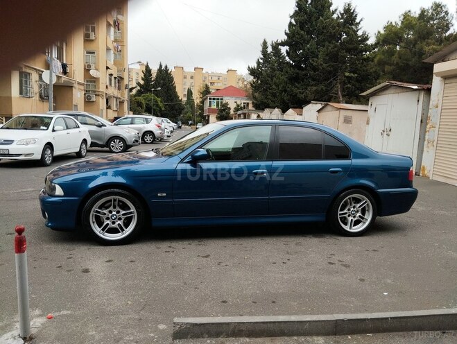 BMW 525 2002, 129,000 km - 2.5 l - Bakı