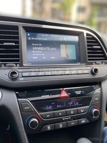 Hyundai Elantra 2018, 70,328 km - 1.6 л - Bakı