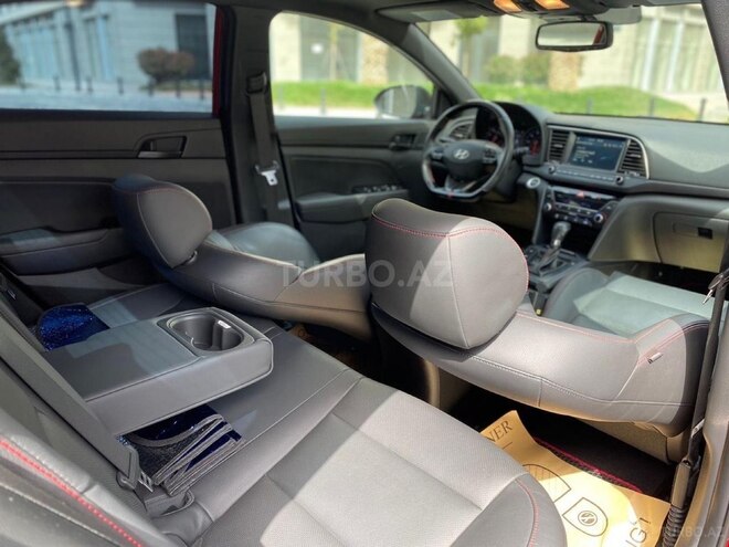 Hyundai Elantra 2018, 70,328 km - 1.6 л - Bakı