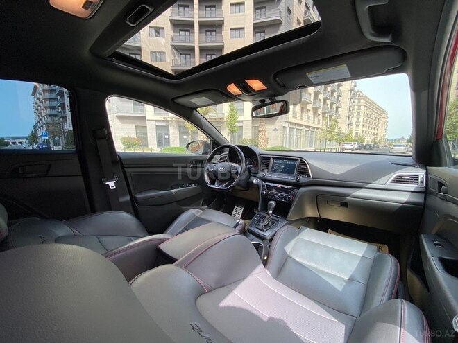 Hyundai Elantra 2018, 70,328 km - 1.6 л - Bakı
