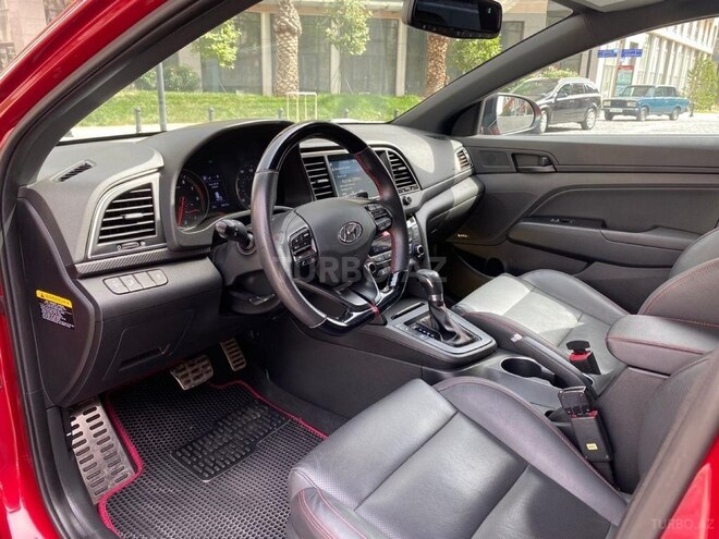 Hyundai Elantra 2018, 70,328 km - 1.6 л - Bakı