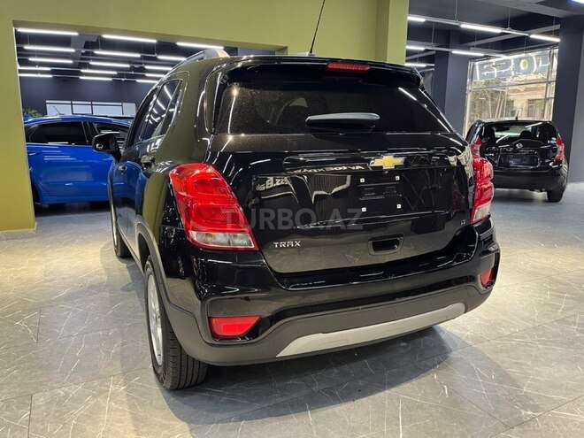 Chevrolet Trax-10