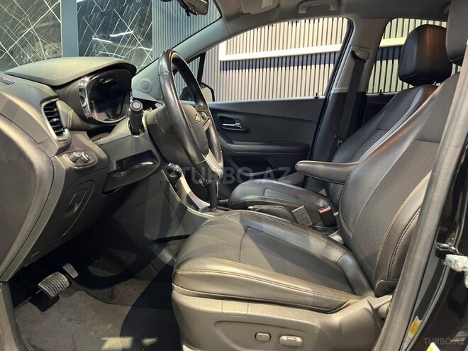 Chevrolet Trax-18
