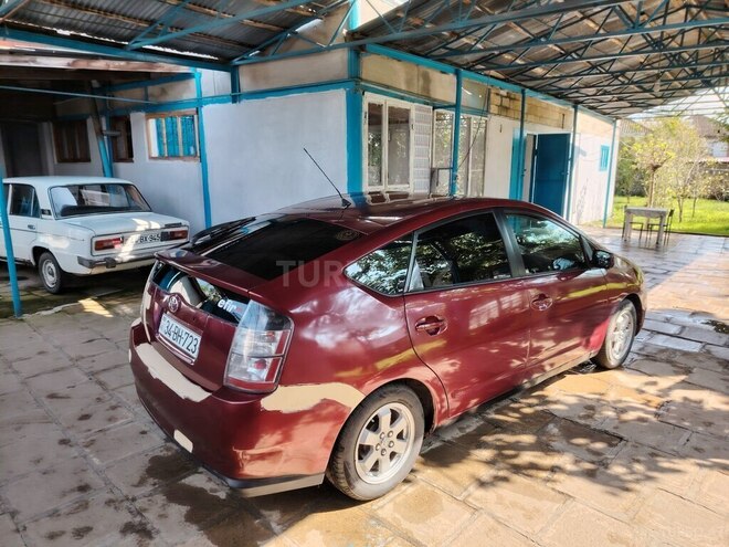 Toyota Prius 2005, 180,000 km - 1.5 l - Masallı