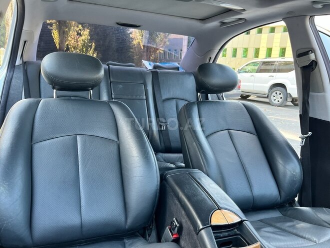 Mercedes E 240 2002, 241,077 km - 2.6 l - İsmayıllı