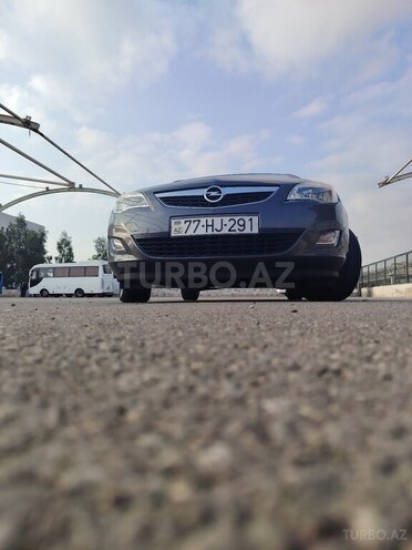 Opel Astra 2010, 180,000 km - 1.4 l - Sumqayıt