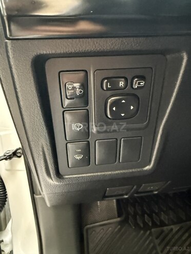 Toyota Land Cruiser Prado 2010, 102,000 km - 2.7 l - Bakı