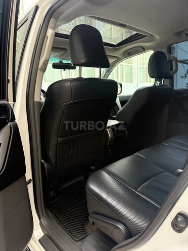 Toyota Land Cruiser Prado 2010, 102,000 km - 2.7 l - Bakı