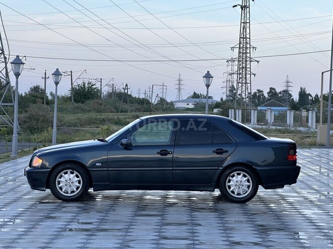 Mercedes C 220 1999, 364,000 km - 2.2 л - Bakı