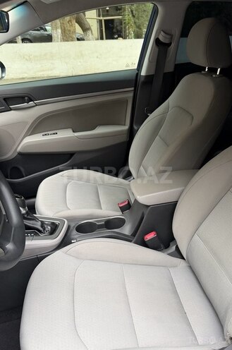 Hyundai Elantra 2017, 205,996 km - 2.0 l - Bakı
