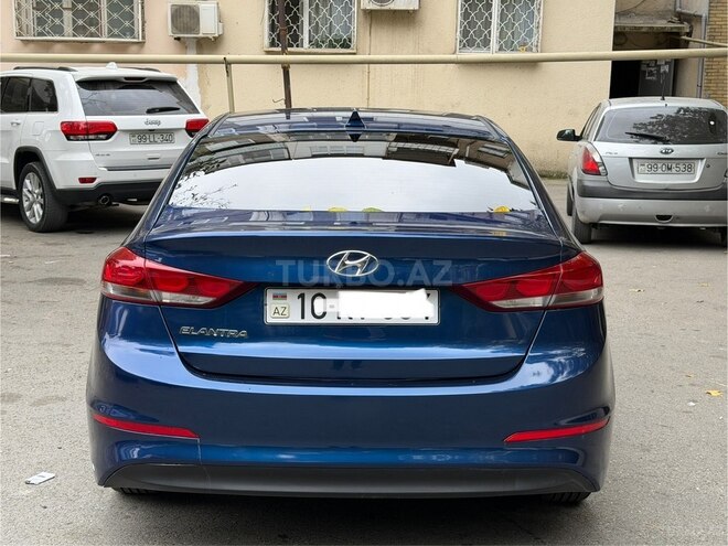 Hyundai Elantra 2017, 205,996 km - 2.0 l - Bakı