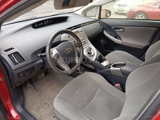 Toyota Prius 2014, 286,314 km - 1.8 l - Bakı