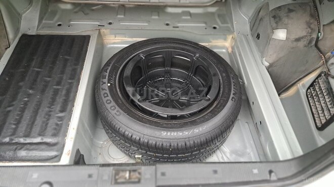Mercedes E 240 1999, 358,000 km - 2.4 л - Bakı