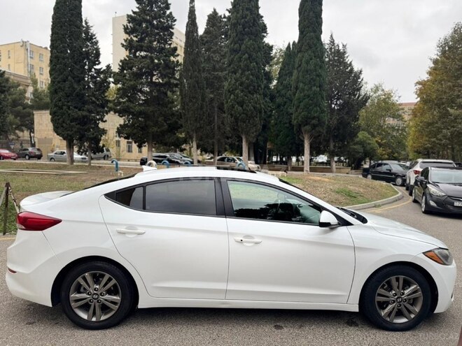 Hyundai Elantra 2017, 162,544 km - 2.0 l - Bakı