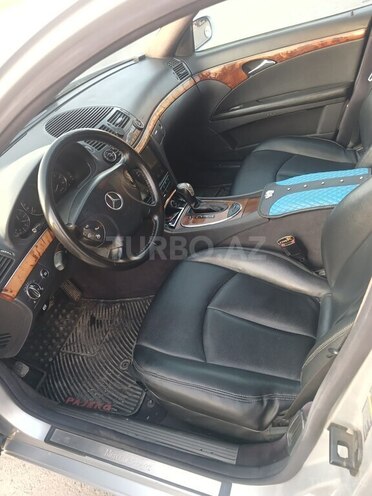 Mercedes E 220 2004, 375,000 km - 2.2 l - Bakı
