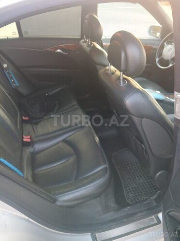 Mercedes E 220 2004, 375,000 km - 2.2 l - Bakı