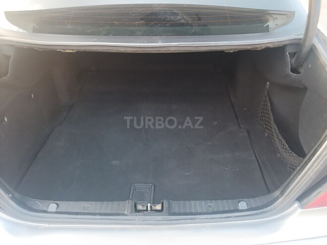 Mercedes E 220 2004, 375,000 km - 2.2 l - Bakı