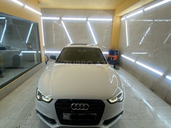 Audi A5-10