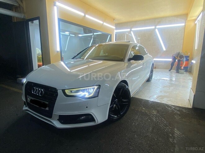 Audi A5-8