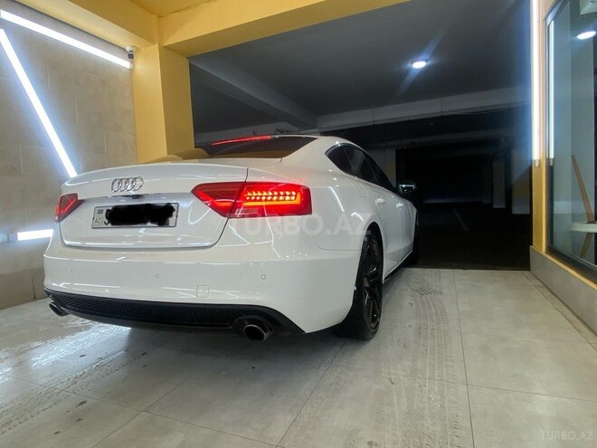 Audi A5-9