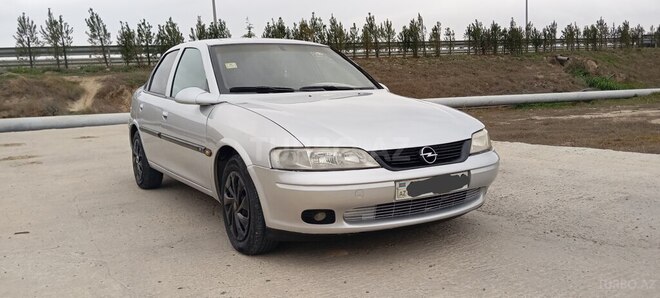 Opel Vectra 1998, 250,000 km - 2.0 l - Bakı