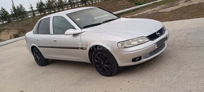 Opel Vectra 1998, 250,000 km - 2.0 l - Bakı