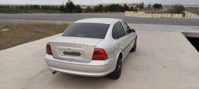 Opel Vectra 1998, 250,000 km - 2.0 l - Bakı