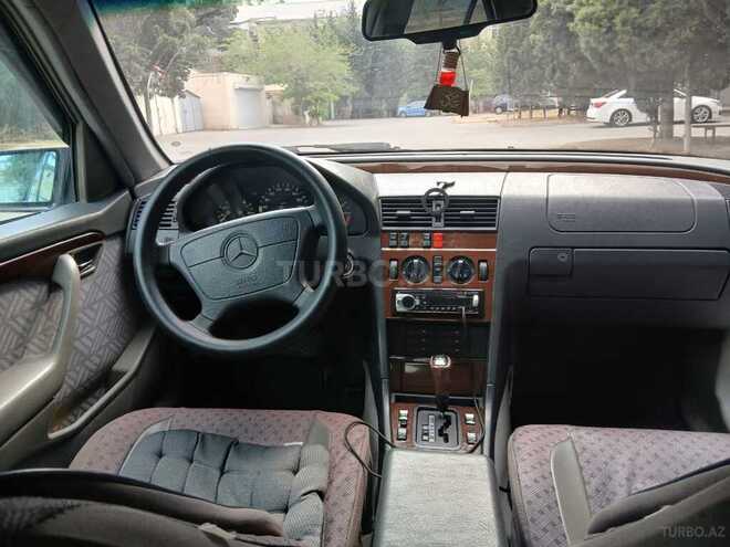 Mercedes C 180 1995, 297,000 km - 1.8 л - Bakı