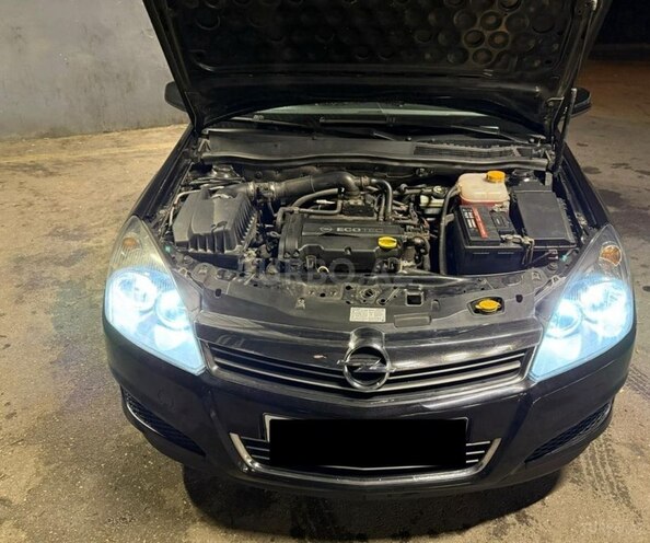 Opel Astra 2008, 210,000 km - 1.4 л - Bakı