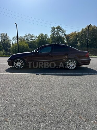 Mercedes E 350 2007, 460,000 km - 3.5 l - Zaqatala