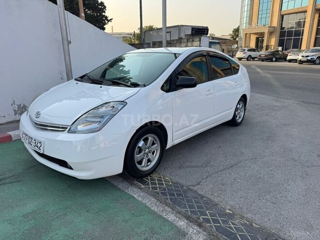 Toyota Prius 2009, 300,000 km - 1.8 л - Bakı