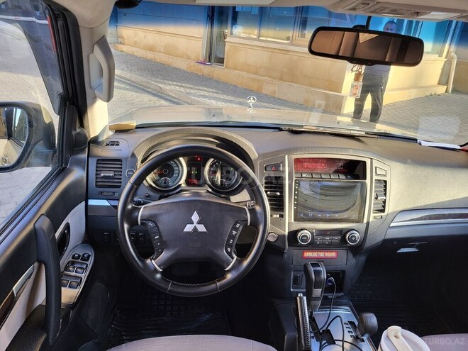 Mitsubishi Pajero 2012, 173,000 km - 3.0 л - Bakı