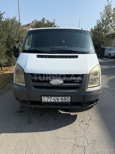 Ford Transit-1