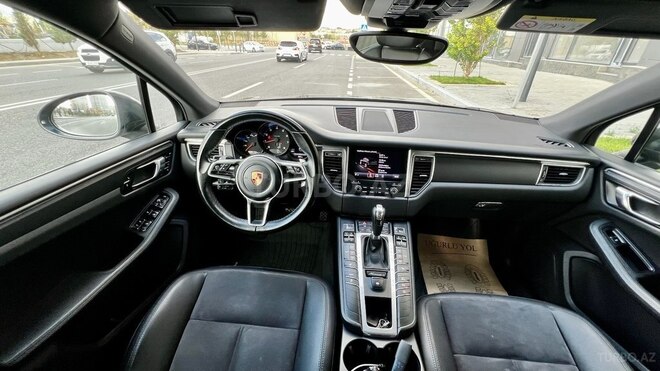 Porsche Macan 2018, 106,000 km - 2.0 л - Bakı