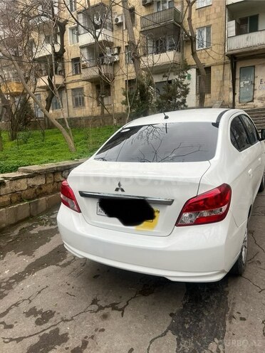 Mitsubishi Mirage 2019, 100,000 km - 1.2 л - Bakı