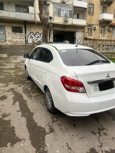 Mitsubishi Mirage 2019, 100,000 km - 1.2 л - Bakı