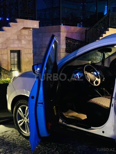 Hyundai ix35 2012, 283,000 km - 2.0 l - Bakı