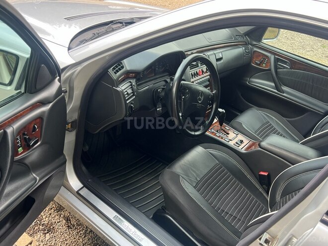 Mercedes E 280 2000, 310,500 km - 2.8 l - Şəmkir