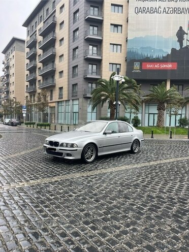 BMW 540 1999, 267,000 km - 4.4 l - Bakı