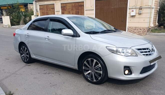 Toyota Corolla 2012, 198,000 km - 1.8 л - Bakı
