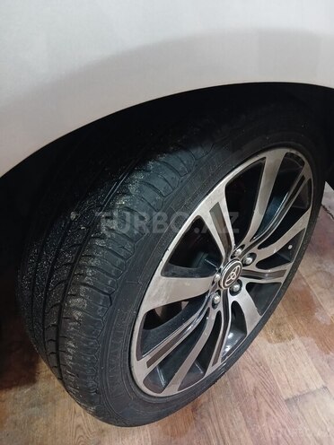 Toyota Corolla 2012, 198,000 km - 1.8 л - Bakı