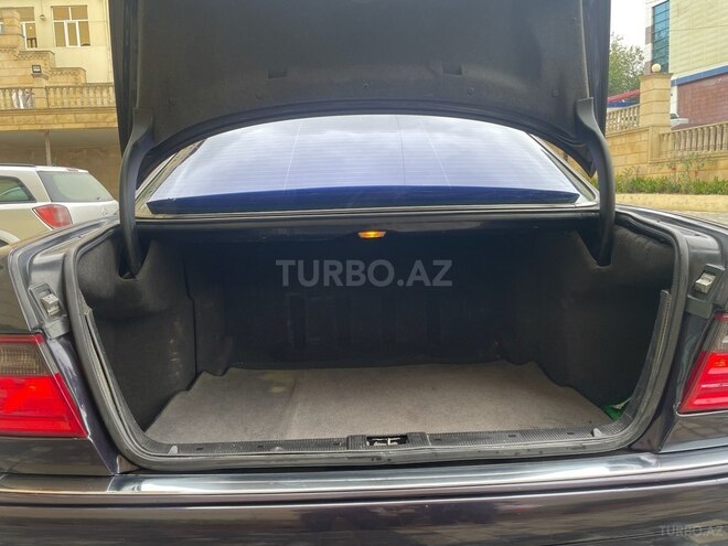 Mercedes E 240 1997, 420,660 km - 2.4 l - Bakı