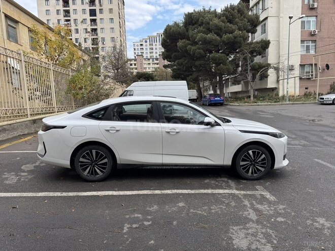 Changan Qiyuan A05 2025, 0 km - 1.5 л - Bakı